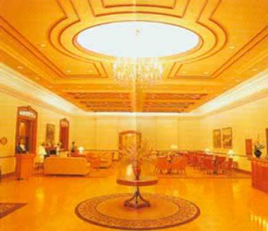 Jianghan Business Hotel Citycenter Ухань Екстер'єр фото